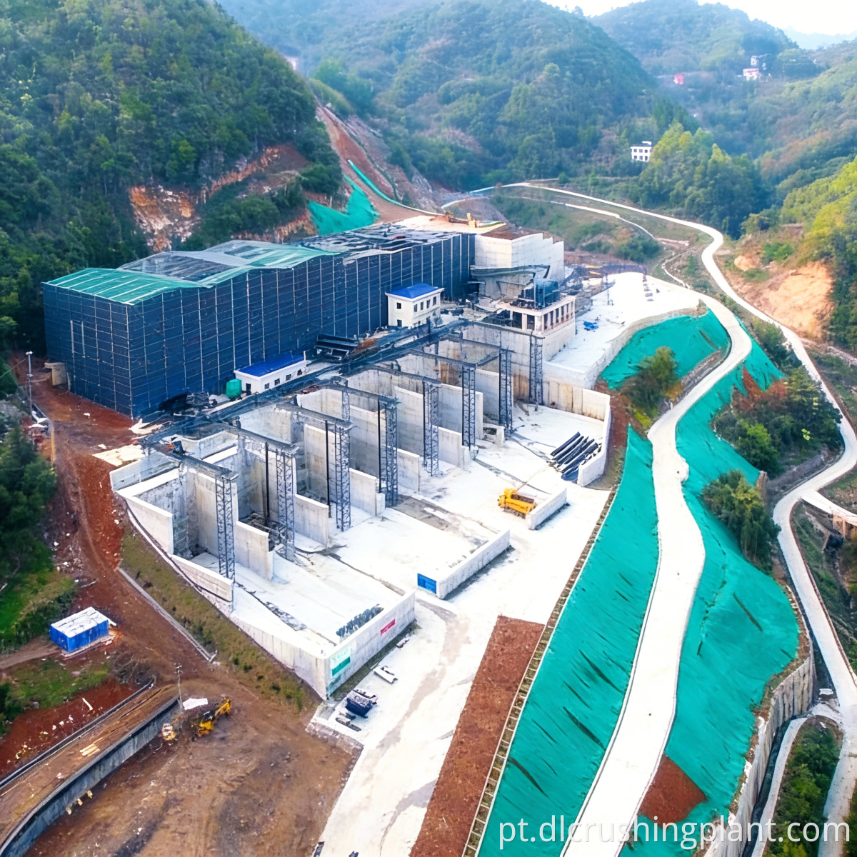 1050ª linha agregada de megacapacidade 1050th Mega-Capacity Aggregate Line